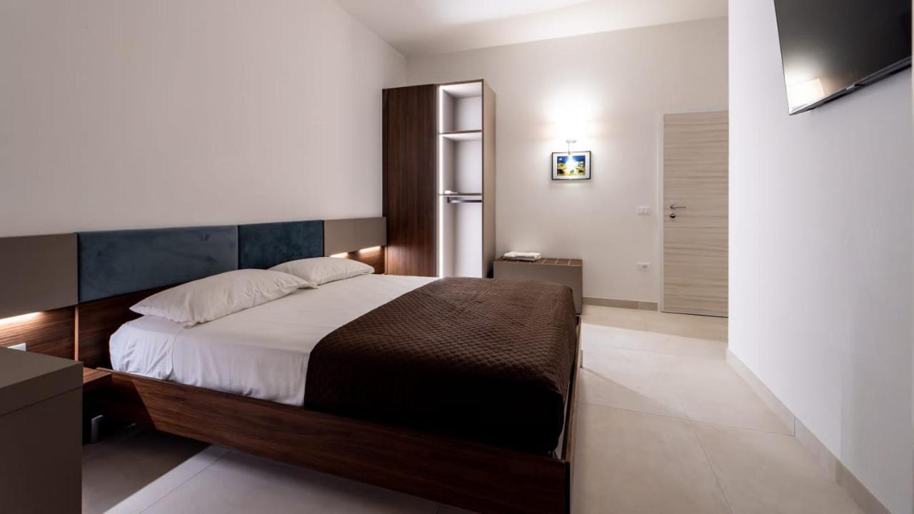 Terrazza Sul Mare Bed & Breakfast Roseto Degli Abruzzi Exterior photo